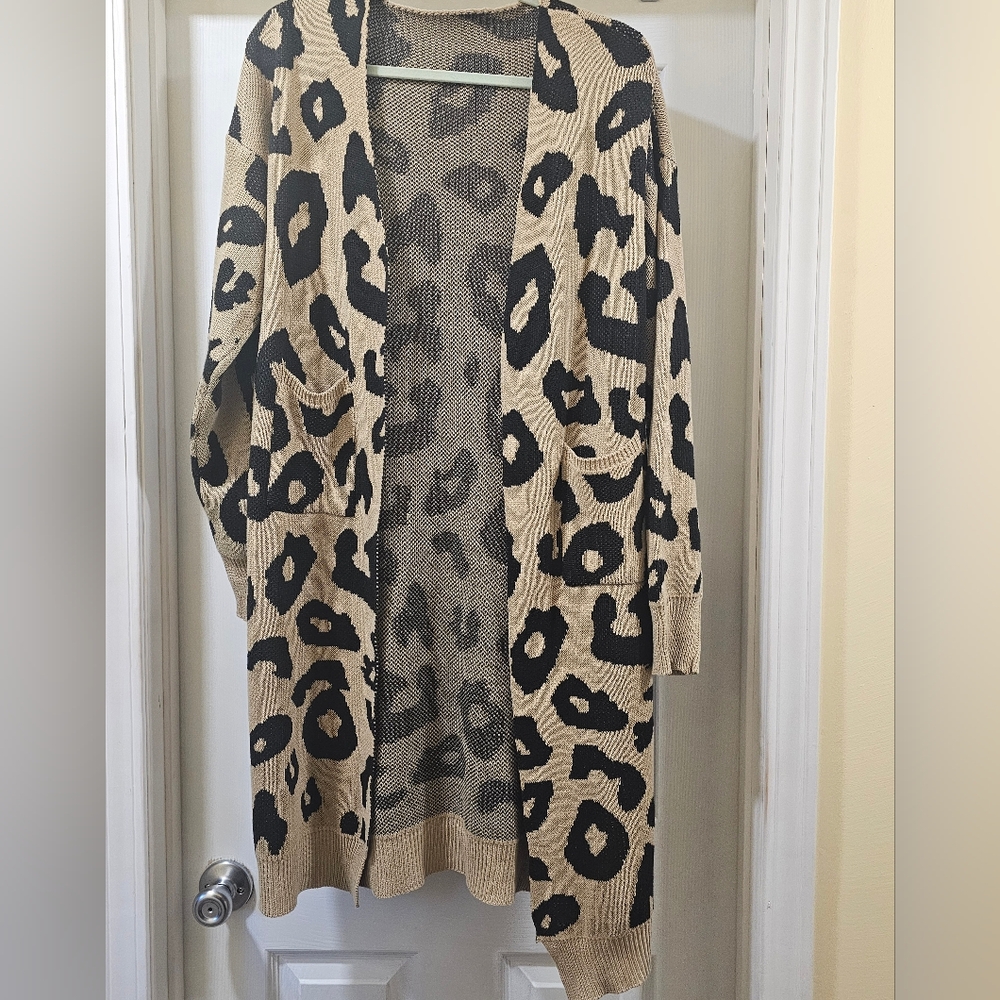 Vestidos Long Cheetah Print Cardigan
